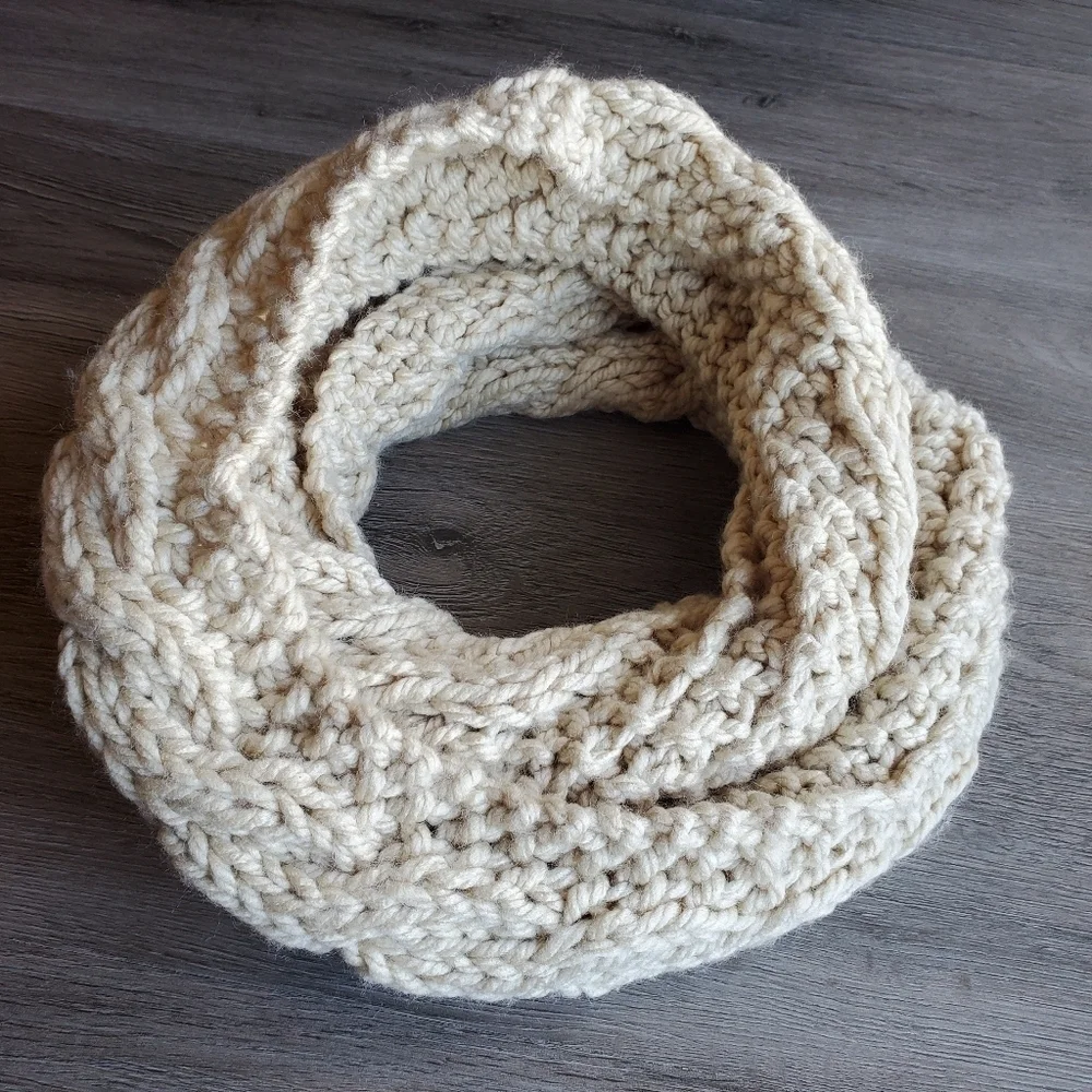 Cable Knit Infinity Scarf